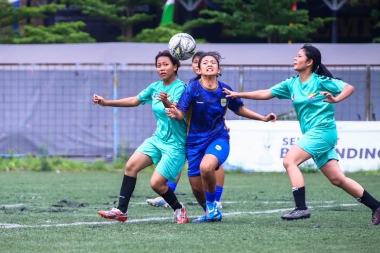 Tim sepakbola putri asal Kabupaten Bekasi, Bekasi United saat menghadapi Persib Putri di Piala Pertiwi U-17 Jawa Barat (Jabar) 2024 beberapa waktu lalu.