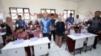 Program uji coba makan bergizi yang digagas Frisian Flag Indonesia bersama Indonesia Food Security Review (IFSR), Pusat Kajian Gizi dan Kesehatan Fakultas Kesehatan Masyarakat Universitas Indonesia (PKGK FKM UI) dan mitra lainnya memastikan menu yang disajikan dengan harga ideal yaitu Rp15.000 per porsi mampu memenuhi kebutuhan gizi harian anak. Program uji coba di wilayah Cikarang, Kabupaten Bekasi yang melibatkan lebih dari 2.000 siswa ini juga menemukan bahwa susu menjadi komponen menu paling disukai, dilanjutkan buah dan puding, nasi, lauk hewani, dan sayur.