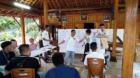 Dua dari tiga pasangan calon (paslon) Bupati dan Wakil Bupati di Pilkada Kabupaten Bekasi saling klaim kemenangan atau memperoleh suara terbanyak. Democracy and Electoral Empowerment Partnership (DEEP) Kabupaten Bekasi  mengimbau masyarakat tunggu hasil resmi KPU