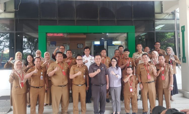 Pemerintah Kabupaten Bekasi mendorong Dinas Penanaman Modal dan Pelayanan Terpadu Satu Pintu (DPMPTSP) untuk menjadi instansi yang berpredikat Wilayah Bebas dari Korupsi (WBK) dan Wilayah Birokrasi Bersih dan Melayani (WBBM).