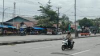 Pemerintah Kabupaten Bekasi berencana membongkar median jalan di depan Pasar Lemahabang, Desa Simpangan, Kecamatan Cikarang Utara, untuk membangun u-turn atau putaran arah baru.