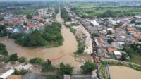 Pemerintah Kabupaten Bekasi menargetkan pembangunan Bendung Sungai Hulu (BSH-0) di Kali Cikarang Bekasi Laut (CBL) rampung pada November 2025. Bendungan ini akan mengalirkan air ke saluran sekunder Kali Srengseng Hilir dan menyuplai kebutuhan irigasi bagi lahan pertanian seluas 7.252 hektare di wilayah utara Kabupaten Bekasi.