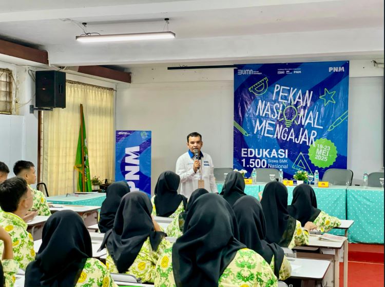 PT Permodalan Nasional Madani (PNM) terus menunjukkan komitmennya dalam mendorong semangat kewirausahaan di kalangan generasi muda Indonesia. Melalui program bertajuk Pekan Nasional Mengajar, PNM berhasil menjangkau 58 Sekolah Menengah Kejuruan (SMK) di seluruh Indonesia, sebagai upaya nyata untuk menginspirasi dan memberdayakan siswa-siswi SMK.