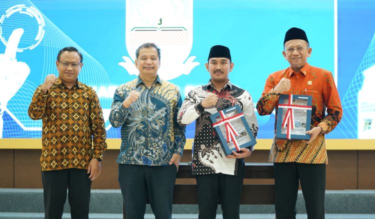 Pemerintah Kabupaten Bekasi kembali  meraih predikat opini Wajar Tanpa Pengecualian (WTP) atas Laporan Keuangan Pemerintah Daerah (LKPD) Tahun 2024. Predikat ini diberikan berdasarkan hasil pemeriksaan yang dilakukan oleh Badan Pemeriksa Keuangan (BPK) Perwakilan Provinsi Jawa Barat.