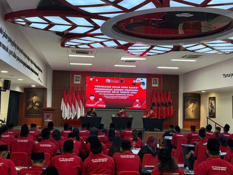 Dalam rangka memperingati Bulan Bung Karno, Dewan Pimpinan Cabang (DPC) PDI Perjuangan Kabupaten Bekasi menggelar Pendidikan Kader Pratama (PKP) Angkatan II.