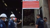 Kementerian Lingkungan Hidup (KLH) menutup operasional dua pabrik di Kabupaten Bekasi yang dinilai berkontribusi terhadap pencemaran udara. Salah satu pabrik yang ditutup adalah PT Wan Bao Long Steel (WBLS), sebuah perusahaan peleburan besi yang berlokasi di Jalan Raya Bekasi, Desa Waringinjaya, Kecamatan Kedungwaringin.