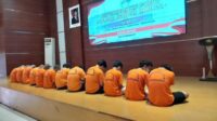 Polres Metro Bekasi berhasil menangkap 15 pelaku kejahatan jalanan yang beraksi di wilayah Kabupaten Bekasi dalam kurun waktu satu pekan terakhir. Kasus yang berhasil diungkap meliputi pencurian sepeda motor (curanmor), pencurian dengan kekerasan (curas), serta penadahan kendaraan bermotor (curat).