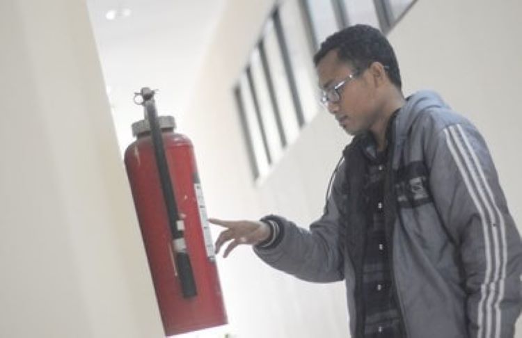 Pemerintah Kabupaten Bekasi secara resmi menghapus retribusi untuk Alat Pemadam Kebakaran dan Alat Pemadam Kebakaran Ringan (APAR). Kebijakan ini diambil setelah Dewan Perwakilan Rakyat Daerah (DPRD) Kabupaten Bekasi mengesahkan Rancangan Peraturan Daerah (Raperda) Perubahan No 6 Tahun 2014 tentang Ketentuan Pencegahan dan Penanggulangan Bahaya Kebakaran.
