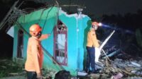 Sebuah mushola di Desa Sukabungah, Kecamatan Bojongmangu dilaporkan ambruk akibat gempa bumi berkekuatan magnitudo 4,9 di wilayah Kabupaten Bekasi yang terjadi pada Rabu (20/08) malam