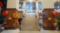 Jelang Sidang Paripurna Istimewa dalam rangka memperingati Hari Jadi Kabupaten Bekasi yang ke-75 tahun, Gedung DPRD Kabupaten Bekasi dipenuhi dekorasi dengan ornamen sunda dan betawi.