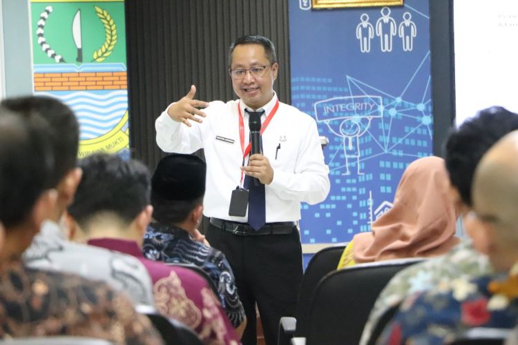 Kepala Dinas Komunikasi Informatika Persandian dan Statistik (Diskominfosantik) Kabupaten Bekasi, Yan Yan Akhmad Kurnia