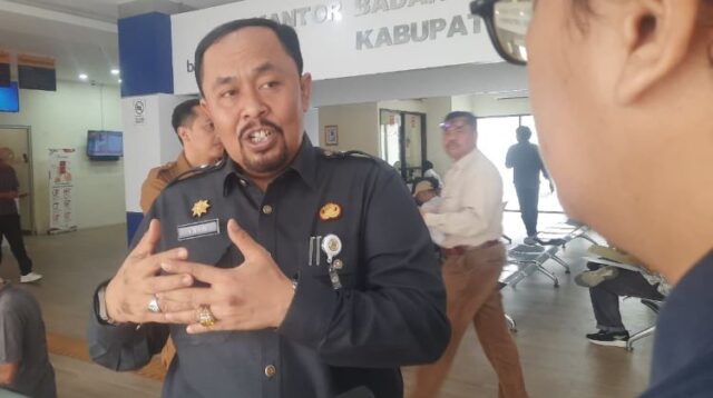 BAPENDA KABUPATEN BEKASI PBB Kepala Badan Pendapatan Daerah (Bapenda) Kabupaten Bekasi, Iwan Ridwan