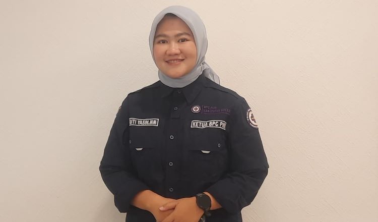 Ketua PHRI Kabupaten Bekasi, Tuti Nurcholifah Yasin