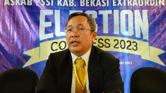 Ketua Asosiasi Kabupaten (Askab) Persatuan Sepakbola Seluruh Indonesia (PSSI) Bekasi, Hamun Sutisna mengajak warga untuk memberikan dukungan penuh kepada tim nasional (Timnas) sepak bola Indonesia yang akan berlaga di babak keempat Kualifikasi Piala Dunia 2026.