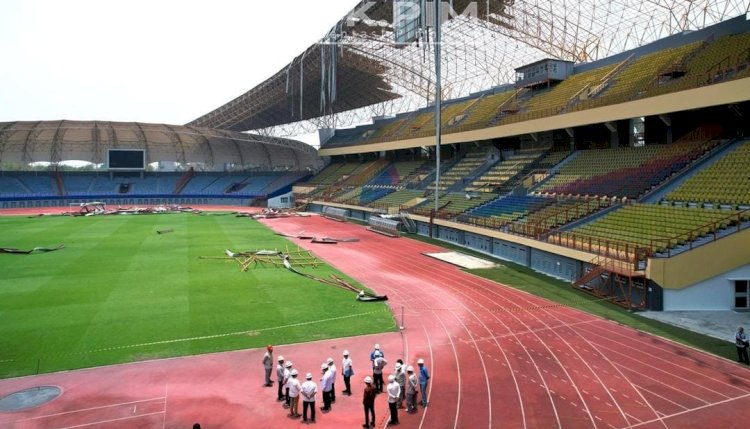 stadion wibawamukti bakal diperbaiki Kementerian Pekerjaan Umum (PU) akan merenovasi Stadion Wibawamukti yang mengalami kerusakan akibat bencana angin puting beliung pada tahun 2024 lalu.