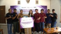 LippoLand kembali menunjukkan komitmennya terhadap masyarakat sekitar melalui program sosial bertajuk Cahaya Desa. Dalam program ini, sebanyak 1.000 lampu LED telah disalurkan kepada masyarakat di 8 desa yang berada di sekitar kawasan Lippo Cikarang Cosmopolis (LCC), yakni Desa Cibatu, Cicau, Sukasari, Sukadami, Serang, Sukaresmi, Pasirsari, dan Jayamukti.