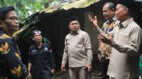 Wakil Ketua DPRD Kabupaten Bekasi Usup Wakil Ketua DPRD Kabupaten Bekasi, Usup Supriatna meninjau langsung lokasi bencana tanah longsor di Desa Nagasari, Kecamatan Serang Baru, Kabupaten Bekasi.
