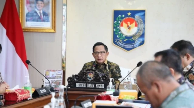 Menteri Dalam Negeri (Mendagri) Muhammad Tito Karnavian menginstruksikan pemerintah daerah (Pemda) untuk memperketat evaluasi kelayakan bangunan, khususnya gedung-gedung bertingkat.