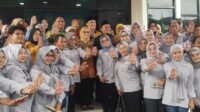 Peresmian UPTD PPA Kabupaten Bekasi Menteri Pemberdayaan Perempuan dan Perlindungan Anak (PPPA) Republik Indonesia, Arifatul Choiri Fauzi saat menghadiri peresmian Kantor Pelayanan Terpadu UPTD Perlindungan Perempuan dan Anak (PPA) Kabupaten Bekasi serta Rumah Perlindungan Sementara (RPS) Ramah Anak yang berlokasi di Kawasan Industri Delta Silicon II, Cikarang Pusat, Kamis (11/12).