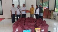 bantuan korban puting beliung setu Dinas Sosial (Dinsos) Kabupaten Bekasi menyalurkan bantuan kepada warga Desa Tamansari, Kecamatan Setu, yang menjadi korban bencana angin puting beliung yang terjadi beberapa hari lalu.