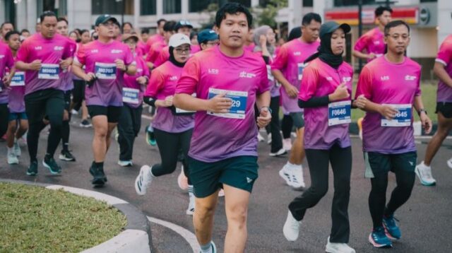 Lippo Cikarang Cosmopolis (LCC) berhasil menyelenggarakan ajang lari perdana bertajuk Cosmo Run 2026 pada 1 Februari 2026. Dengan tema Run Through Colorful Cosmopolis, Cosmo Run 2026 menawarkan pengalaman lari yang menyenangkan, penuh warna, dan dinamis.