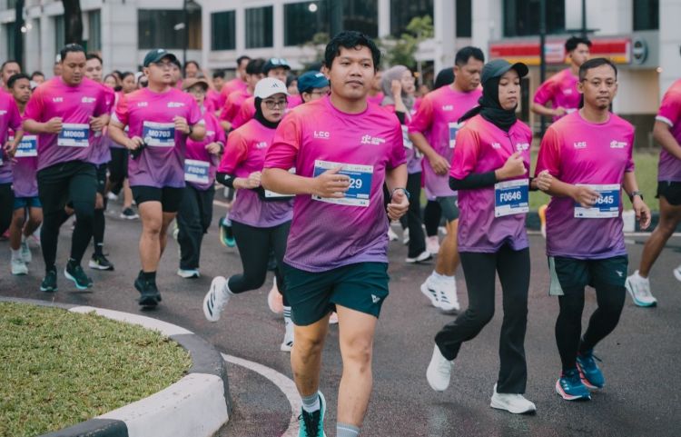 Lippo Cikarang Cosmopolis (LCC) berhasil menyelenggarakan ajang lari perdana bertajuk Cosmo Run 2026 pada 1 Februari 2026. Dengan tema Run Through Colorful Cosmopolis, Cosmo Run 2026 menawarkan pengalaman lari yang menyenangkan, penuh warna, dan dinamis.