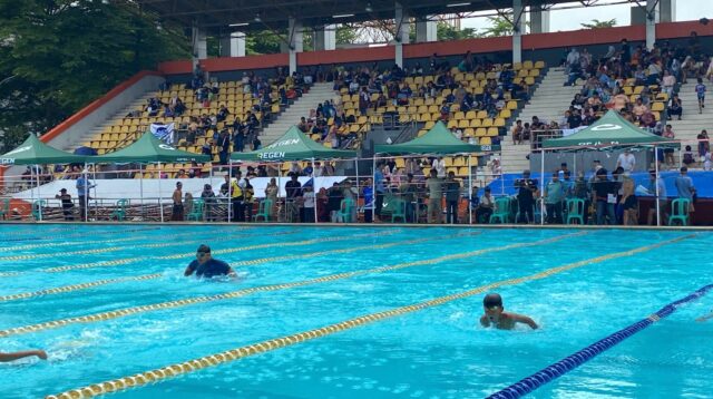 Ribuan peserta mengikuti Kejuaraan Renang Antar Pelajar dan Perkumpulan bertajuk Fun Games Fins Swimming Piala KONI Kabupaten Bekasi 2026 yang digelar pada Minggu (08/02) di Kolam Renang Aquatic Center Wibawa Mukti, Kabupaten Bekasi.