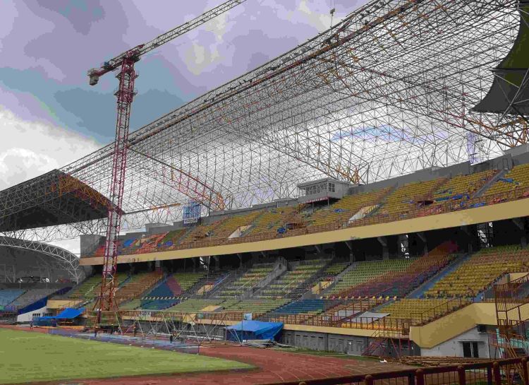 Kementerian Pekerjaan Umum telah memulai proses rehabilitasi Stadion Wibawamukti yang rusak akibat bencana angin puting beliung pada Oktober 2024. Proyek perbaikan ini akan dilakukan secara bertahap dengan target penyelesaian pada September 2026.