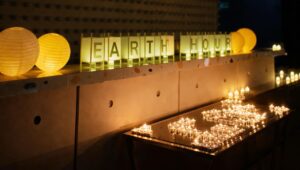 Sebagai bentuk komitmen nyata terhadap pelestarian bumi, FOX Lite Hotel Cikarang turut berpartisipasi dalam gerakan global Earth Hour yang dilaksanakan pada Sabtu, 28 Maret 2026.