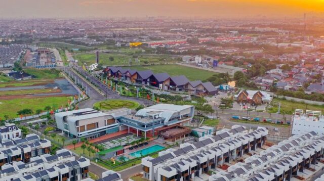 Memasuki tahun keempat, kehadiran Summarecon Crown Gading (SCG) semakin memantapkan posisinya sebagai salah satu kawasan pengembangan paling prospektif di koridor Utara–Timur Jakarta. Pertumbuhan kawasan yang progresif dan terencana ini semakin diperkuat melalui raihan penghargaan Gold Trophy pada ajang bergengsi PropertyGuru Asia Property Awards 2025, yang menempatkan Summarecon Crown Gading dalam jajaran proyek properti terbaik di tingkat Asia.