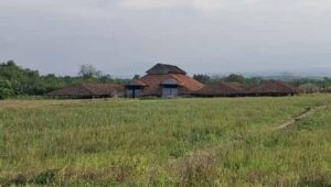 Pabrik batu bata merah (lio) di Kecamatan Cibarusah, Kabupaten Bekasi.