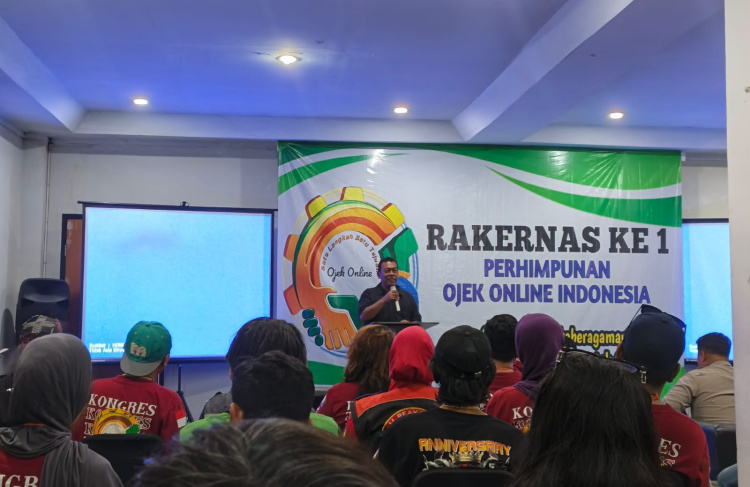 Perhimpunan Ojek Online Indonesia sukses menyelenggarakan acara Halal Bihalal yang dirangkaikan dengan Rapat Kerja Nasional (Rakernas) tahun 2026.