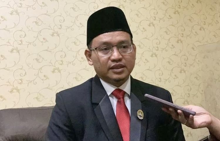 Ketua DPRD Kota Bekasi, Sardi Efend