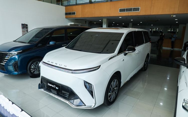 MAXUS Indonesia menghadirkan lini kendaraan listrik premium, termasuk model MIFA 7 dan MIFA 9, yang dirancang untuk memenuhi kebutuhan mobilitas modern.