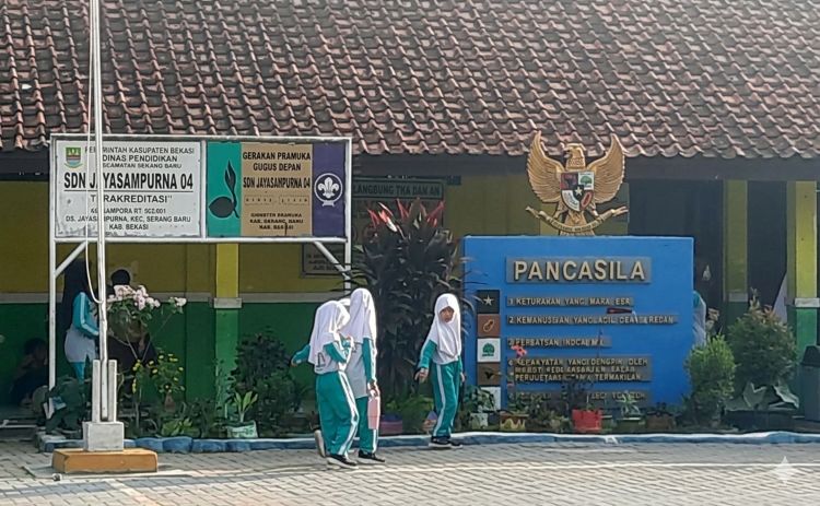 Dekorasi Pancasila di SDN 04 Jayasampurna, Kecamatan Serang Baru, Kabupaten Bekasi.
