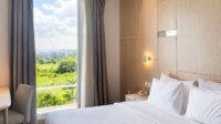 Memasuki musim libur sekolah, Swiss-Belinn Cikarang menghadirkan Holiday Serenity Package, sebuah paket staycation keluarga yang menawarkan kenyamanan, kuliner lezat, dan beragam aktivitas seru untuk anak.