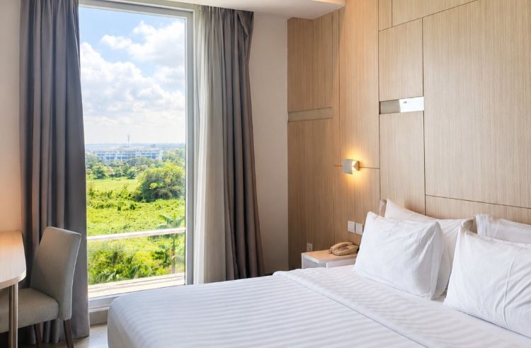 Memasuki musim libur sekolah, Swiss-Belinn Cikarang menghadirkan Holiday Serenity Package, sebuah paket staycation keluarga yang menawarkan kenyamanan, kuliner lezat, dan beragam aktivitas seru untuk anak.