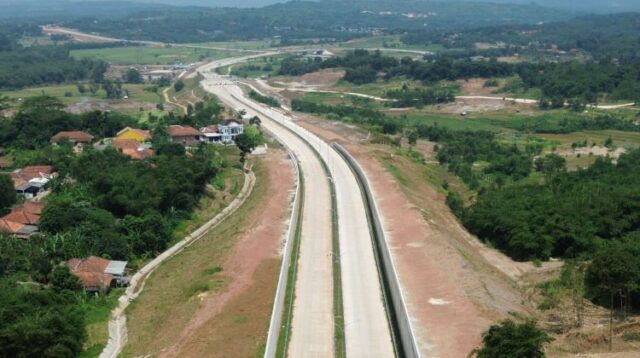 Tol Jakarta Cikampek (Japek) Selatan.