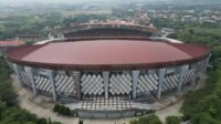 STADION WIBAWAMUKTI Hingga pertengahan tahun 2026, pekerjaan revitalisasi Stadion Wibawa Mukti telah mencapai sekitar 70 persen.