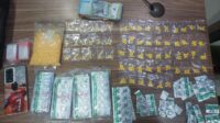 madol dan hexymer Dalam operasi di wilayah Desa Pantai Makmur, Kecamatan Tarumjaya, Kabupaten Bekasi, polisi mengamankan sebanyak 1.825 butir obat keras daftar G yang terdiri dari tramadol dan hexymer, serta menangkap dua pria yang diduga terlibat dalam aktivitas jual beli obat-obatan tersebut.