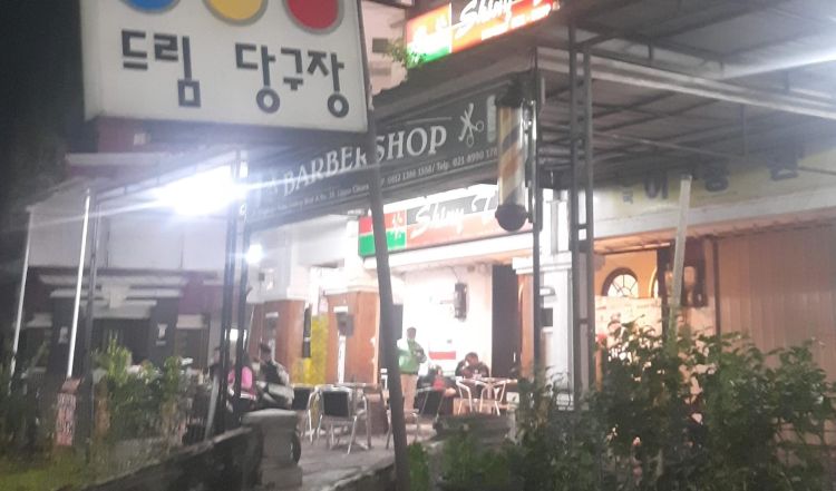 Lokasi penodongan dengan senjata tajam terhadap eorang perempuan warga negara asing (WNA) asal Korea Selatan di kawasan Ruko Singaraja, Desa Cibatu, Kecamatan Cikarang Selatan, Kabupaten Bekasi.