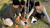 CEK KIBLAT Verifikasi ulang arah kiblat melalui fenomena Rashdul Kiblat atau saat matahari tepat berada di atas Ka'bah yang berlangsung pada 15–16 Juli 2026.