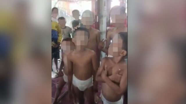 Screenshoot rekaman video yang menunjukan sekelompok anak didandani menyerupai 'tuyul' untuk melakukan penggalangan dana HUT RI di salah satu desa di Kecamatan Sukatani, Kabupaten Bekasi.