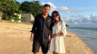 TS (25) saat bersama dengan kekasihnya.