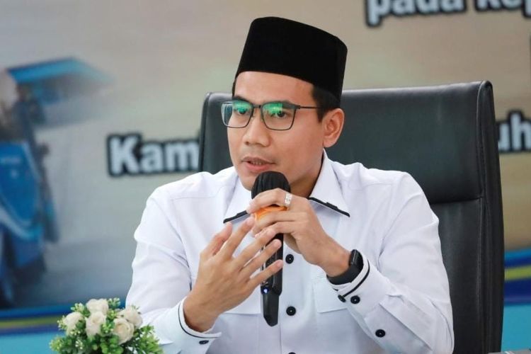 Mantan Direktur Usaha Perumda Tirta Bhagasasi, Ade Effendi Zarkasih (AEZ)
