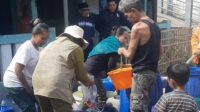 Sebanyak 36 ribu liter air bersih didistribusikan ke Kampung Babakan RT 13 RW 06, Desa Sukasari, Kecamatan Serang Baru, Kabupaten Bekasi, untuk memenuhi kebutuhan warga yang terdampak krisis air bersih akibat musim kemarau.