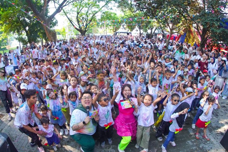 FOX Lite Hotel Cikarang berpartisipasi dalam kegiatan Kids Color Party 2026 yang digelar di Lippo Mall Cikarang pada Sabtu, 26 Juli 2026, dalam rangka memperingati Hari Anak Nasional.