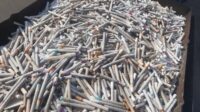 Bea Cukai Bekasi memusnahkan 4.800.832 batang rokok ilegal beserta ribuan barang kena cukai (BKC) ilegal lainnya hasil penindakan kepabeanan dan cukai di Kantor Bea Cukai Bekasi, Kamis (16/07). Dari penindakan tersebut, negara berhasil menyelamatkan potensi kerugian sebesar Rp6,66 miliar.