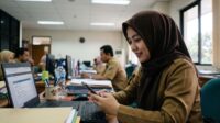 Aparatur Sipil Negara (ASN) di lingkungan Pemerintah Kabupaten Bekasi diminta tidak menggunakan media sosial untuk kepentingan pribadi selama jam kerja.