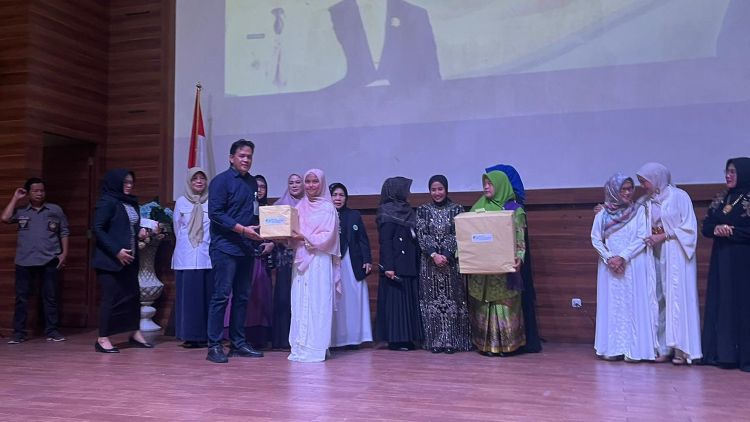Seluruh peserta Lomba Bekasi Bersholawat dalam rangkaian Syiar MUI Kabupaten Bekasi 2026 mendapat perlindungan program BPJS Ketenagakerjaan.